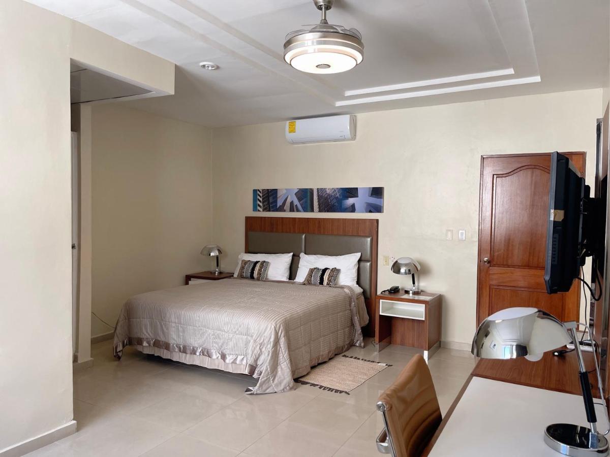 Hotel Libertad At Historic Main Street Σάντο Ντομίγκο Εξωτερικό φωτογραφία