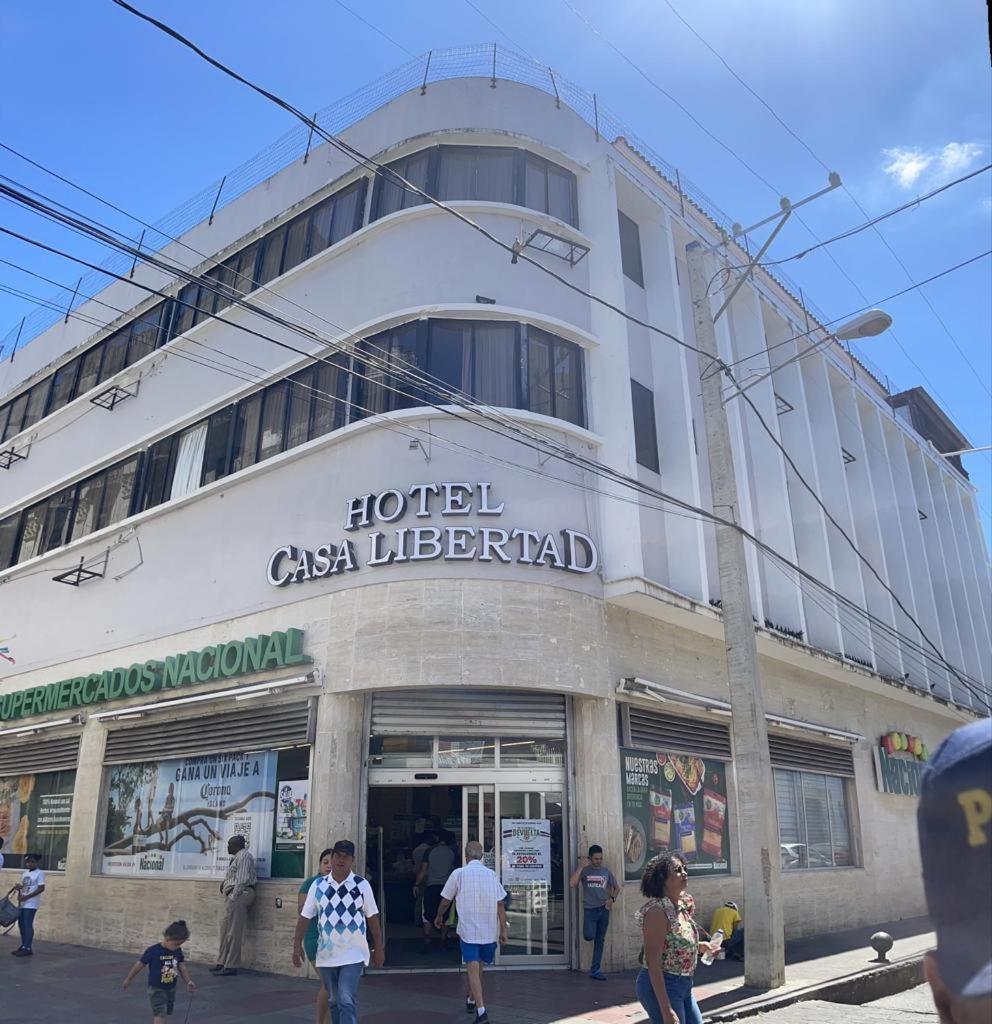 Hotel Libertad At Historic Main Street Σάντο Ντομίγκο Εξωτερικό φωτογραφία